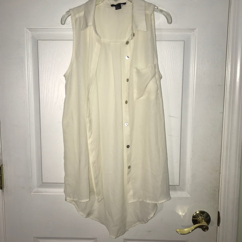 Button up collared blouse